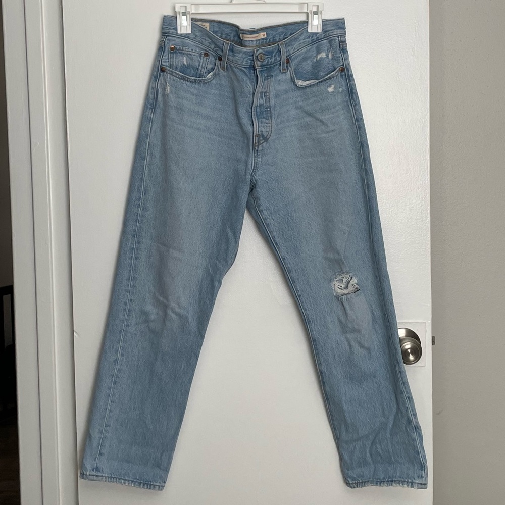 LEVI’S Women’s Wedgie Ripped High Waist Straight Leg Jeans (Luxor Again) Size 31